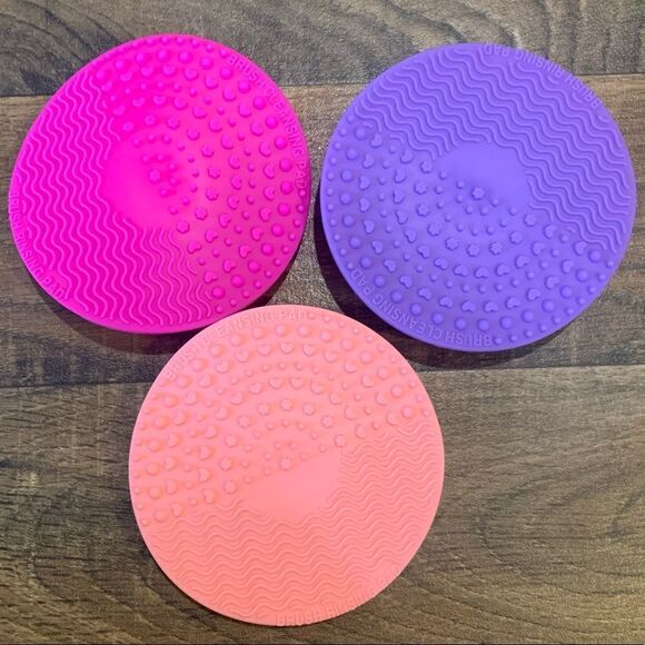 Makeup Brush Cleaner Bundle - Picture 1 of 3